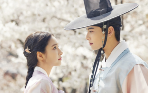 Los hombres más calientes de dramas coreanos, perfectos para tener una cita bajo un árbol de flor de cerezo