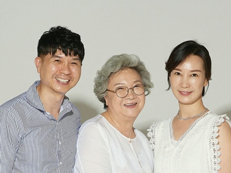 El cómico Park Soo Hong confirma que su hermano mayor se escapó con las ganancias de 30 años de su vida