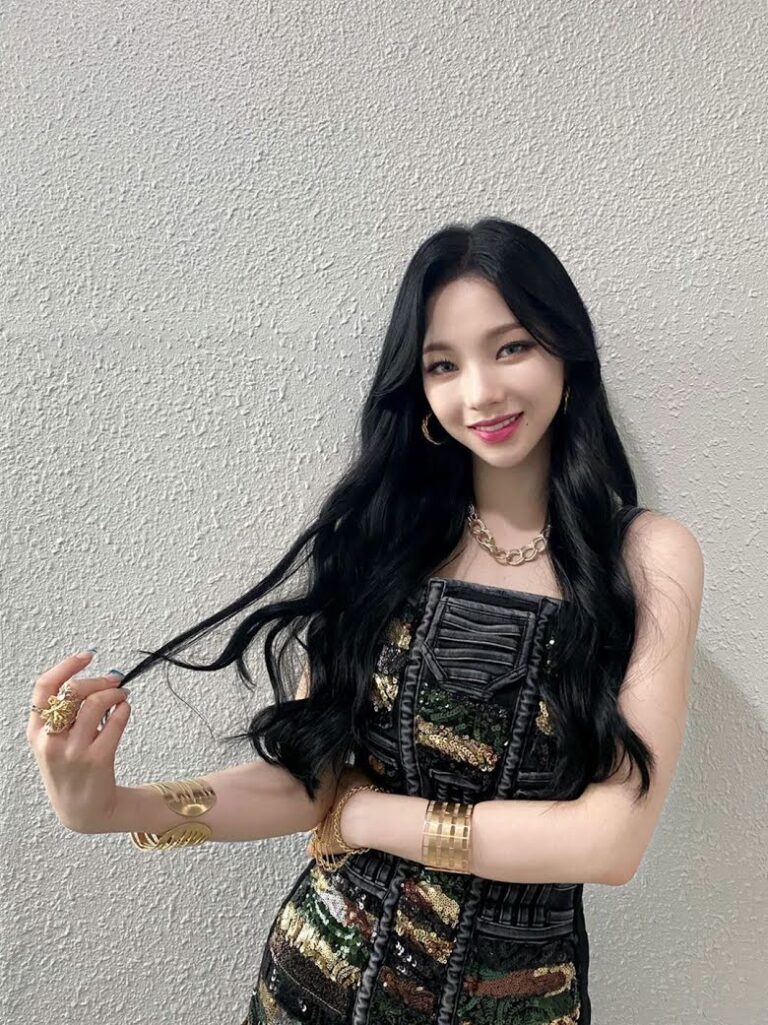 Karina de aespa llama la atención por su imagen después de su última