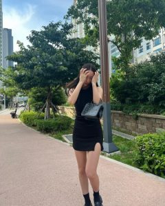 Ideas de outfits para probar inspiradas en los looks de Instagram de krystal jung